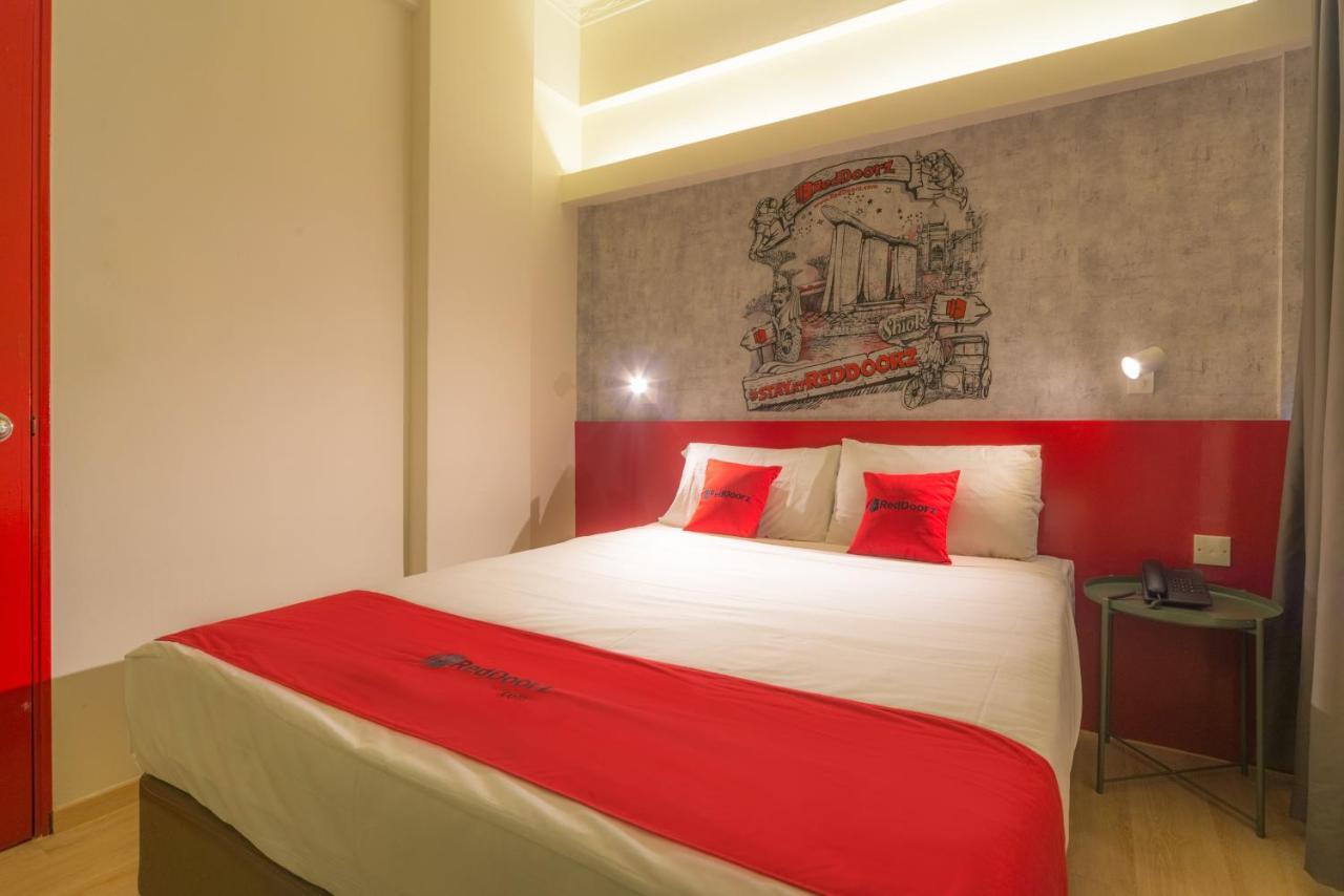 Hotel Reddoorz At Geylang Singapore Esterno foto
