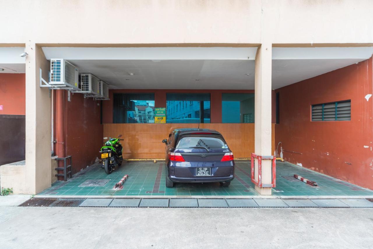 Hotel Reddoorz At Geylang Singapore Esterno foto