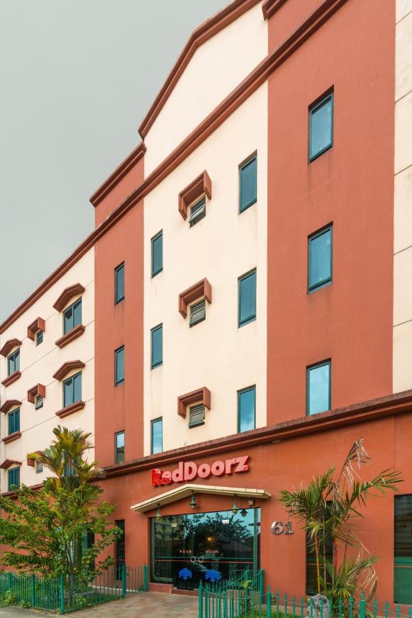 Hotel Reddoorz At Geylang Singapore Esterno foto