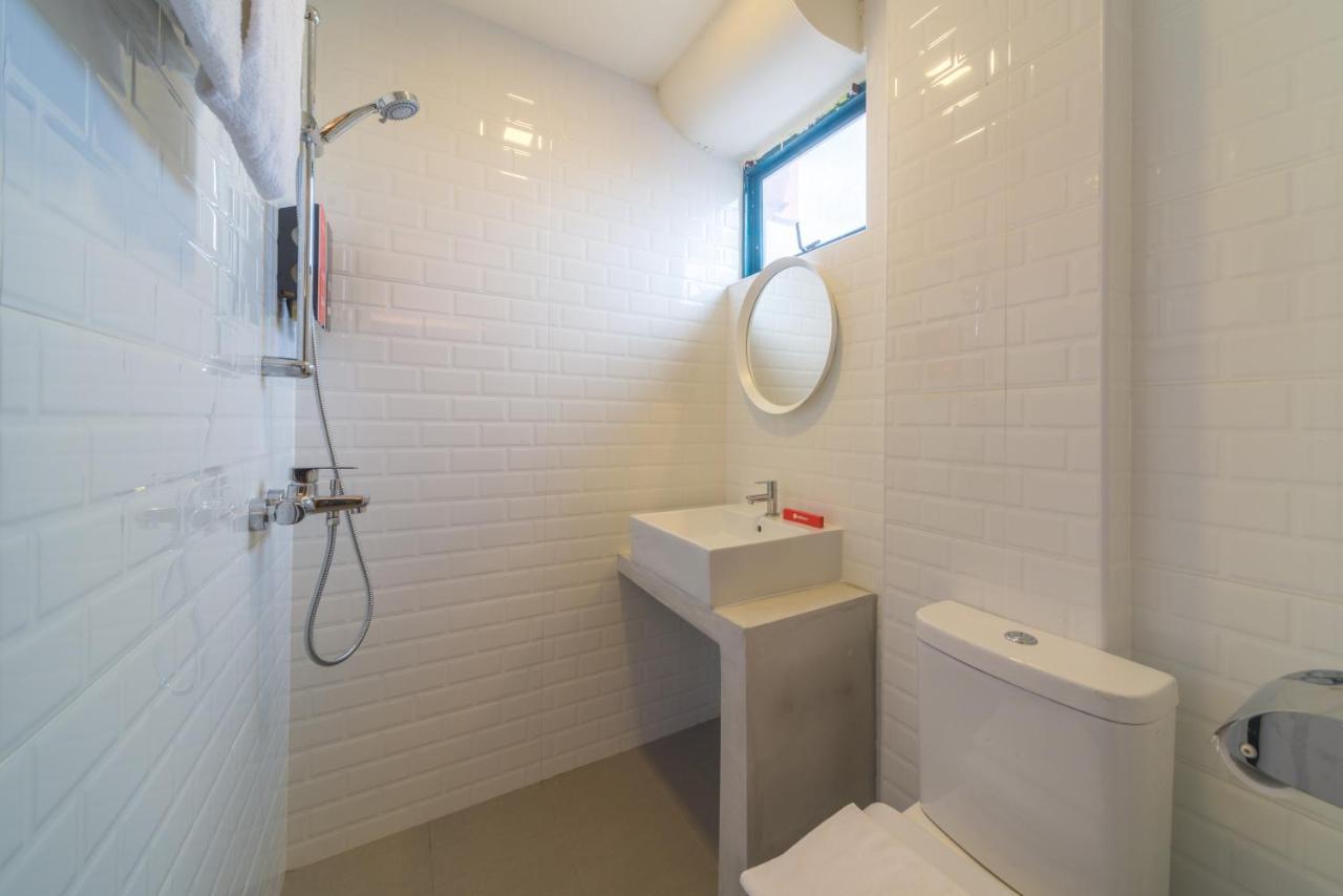 Hotel Reddoorz At Geylang Singapore Esterno foto